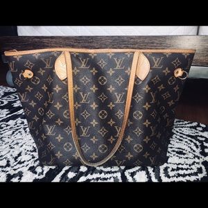 Louis Vuitton Neverfull MM